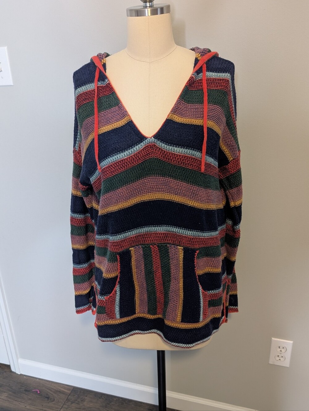 American Eagle Outfitters Striped V-Neck Hooded Sweater Size Small See Details